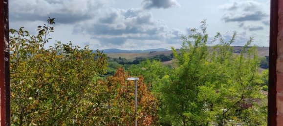 6 rooms Duplex in Montalcino, Italy No. 145605 11