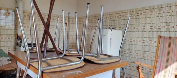 6 rooms Duplex in Montalcino, Italy No. 145605 4