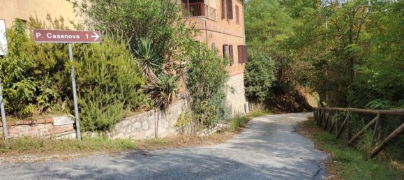 6 rooms Duplex in Montalcino, Italy No. 145605 27