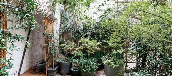 3 bedrooms Apartment in Paris, France No. 143075 3