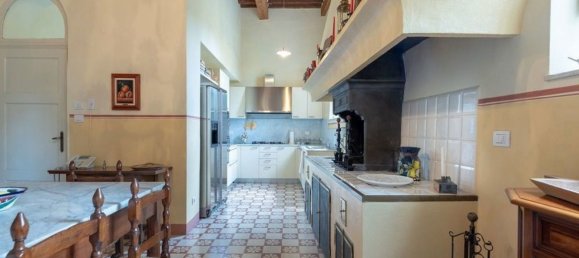 10 rooms Villa in Lucca, Italy No. 77609 21