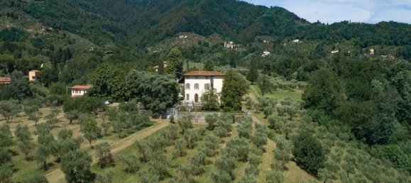 10 rooms Villa in Lucca, Italy No. 77609 6