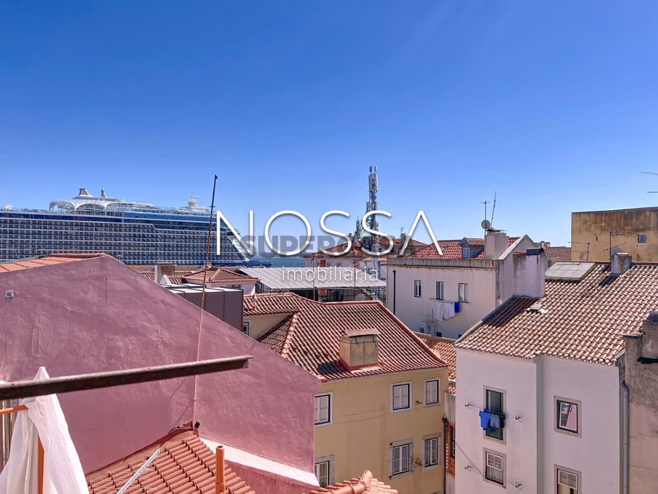 2 bedrooms Apartment in Lisbon, Portugal No. 285857