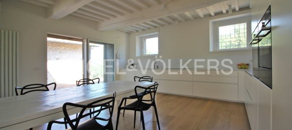 7 bedrooms House in Passignano sul Trasimeno, Italy No. 129943 10