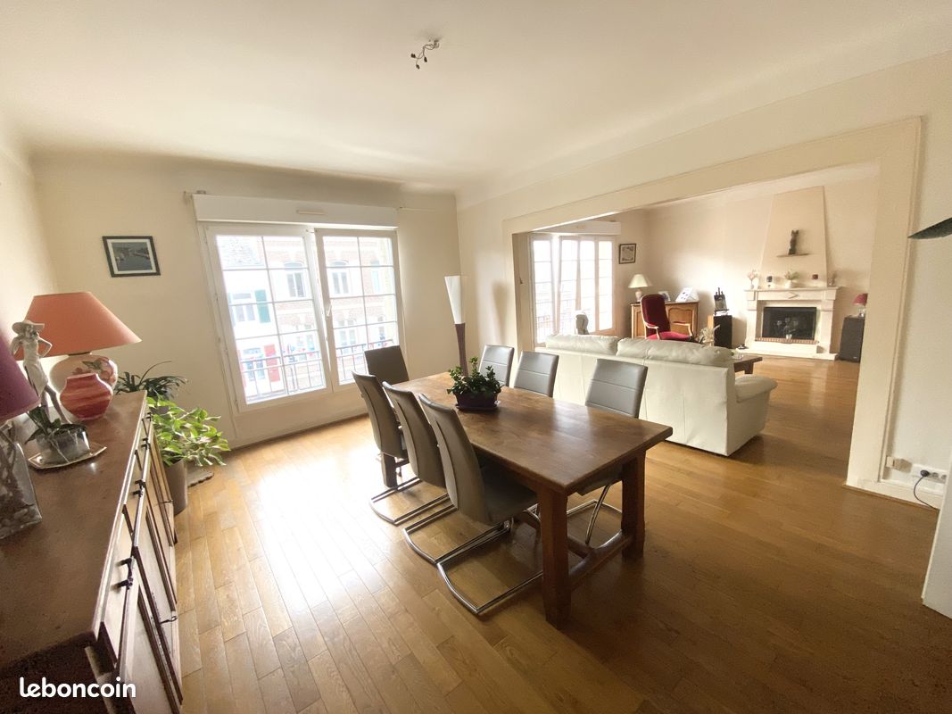 3 Schlafzimmer Wohnung in Abbeville, France, Nr. 250232