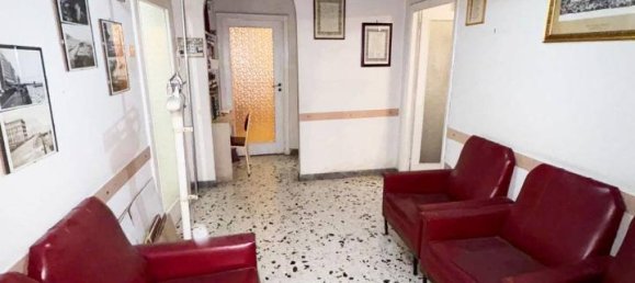 7-Zimmer Wohnung in Naples, Italy, Nr. 232658 13