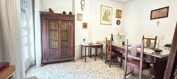 7-Zimmer Wohnung in Naples, Italy, Nr. 232658 18