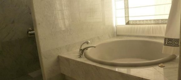 4 bedrooms Penthouse in Marbella, Spain No. 145579 17