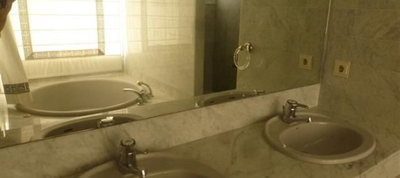 4 bedrooms Penthouse in Marbella, Spain No. 145579 18