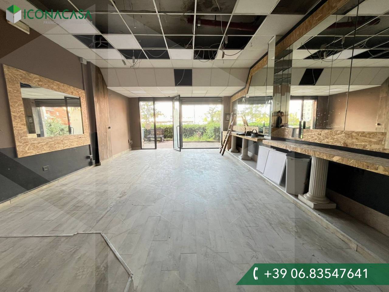 1غرفة عقار تجاري في Ciampino, Italy رقم 33610