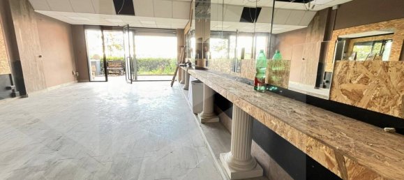 1غرفة عقار تجاري في Ciampino, Italy رقم 33610 6