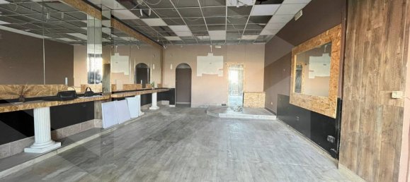 1غرفة عقار تجاري في Ciampino, Italy رقم 33610 4