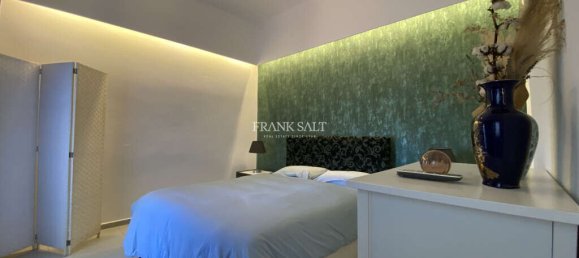 1 bedroom Penthouse in Valletta, Malta No. 147 11