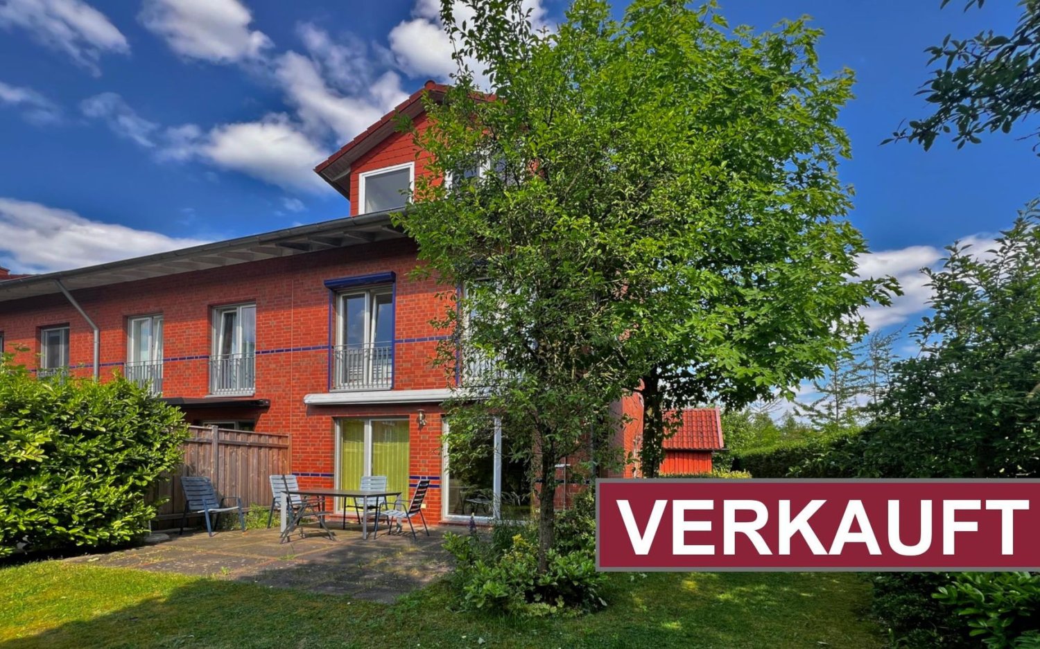 Таунхаус с 6 комнатами в Штормарн, Германия № 10855