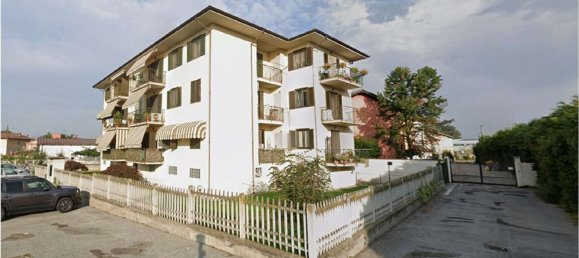 5 rooms Apartment in Cavallermaggiore, Italy No. 261102 19