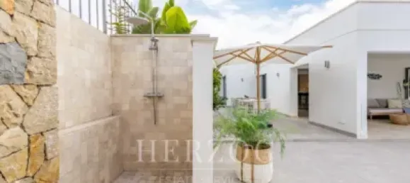 Villa de 5 dormitorios en Costa De La Calma, Spain No. 170055 32