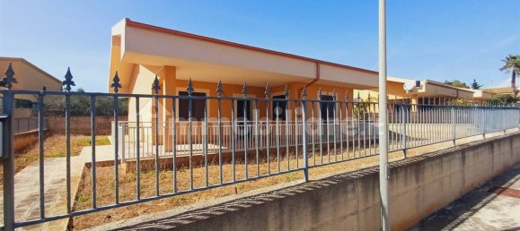 Villa de 3 dormitorios en Sciacca, Italy No. 205776 2