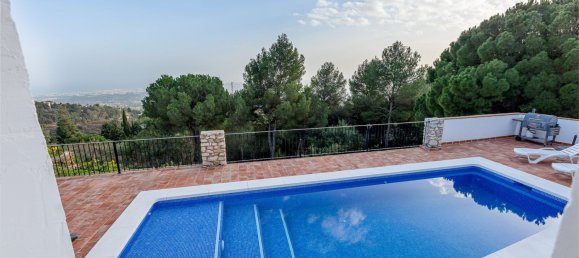 4 bedrooms Villa in Mijas, Spain No. 55606 2