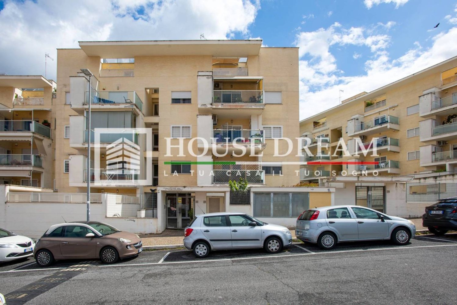 Apartamento de 2 dormitorios en Rome, Italy No. 323586