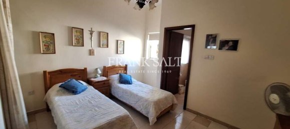 Adosado de 2 dormitorios en Sliema, Malta No. 1370 4