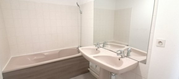 3 chambres Appartement à Compiègne, France No. 71731 7