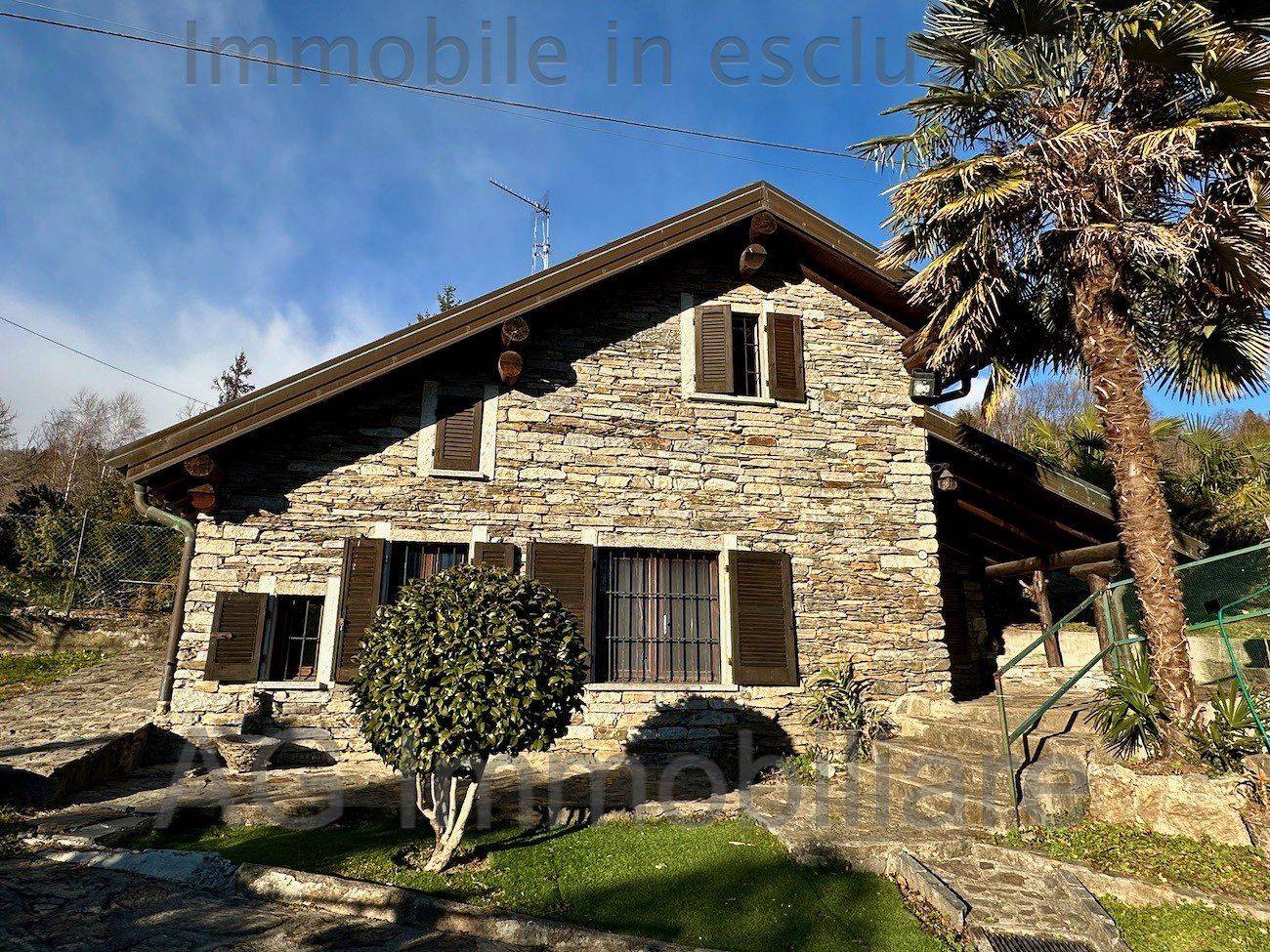 Villa T1 em San Bernardino Verbano, Italy N.º 110170