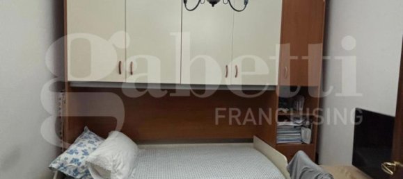 Квартира с 2 спальнями в Неаполь, Италия № 56707 5