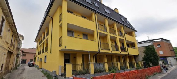 Студия в Бовизио Машаго, Италия № 228292 2