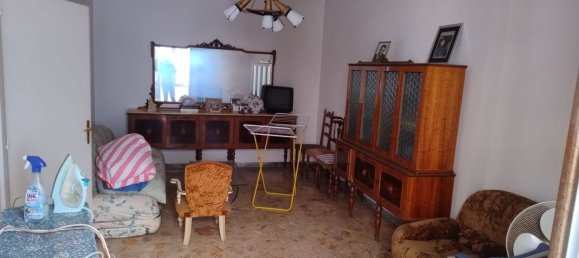 4 Schlafzimmer Haus in Palazzo San Gervasio, Italy, Nr. 319388 11