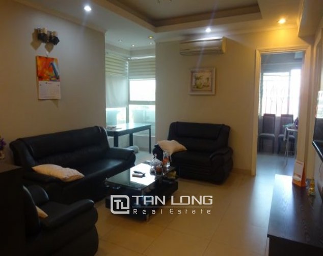 Apartamento de 3 dormitorios en Tay Ho, Vietnam No. 2800