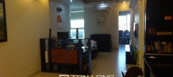 Apartamento de 3 dormitorios en Tay Ho, Vietnam No. 2800 3