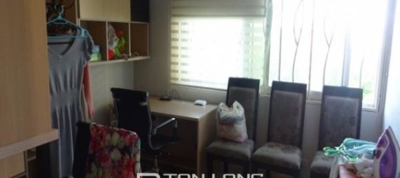 Apartamento de 3 dormitorios en Tay Ho, Vietnam No. 2800 11
