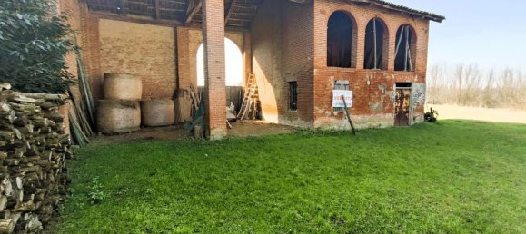 4 rooms House in Valfenera, Italy No. 229529 2