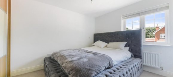 2 bedrooms Apartment in Banstead, United Kingdom No. 9737 13