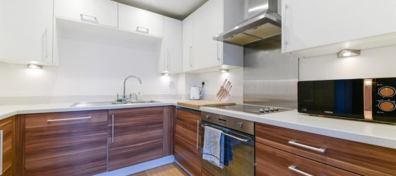 2 bedrooms Apartment in Banstead, United Kingdom No. 9737 5