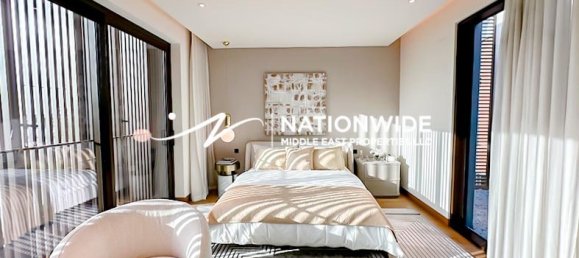 5 bedrooms Villa in Abu Dhabi, UAE No. 97004 7