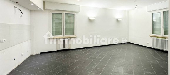 2 Schlafzimmer Wohnung in Savona, Italy, Nr. 358514 9