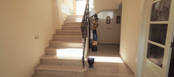 8 bedrooms Villa in Elche, Spain No. 2562 24