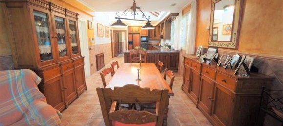 8 bedrooms Villa in Elche, Spain No. 2562 18