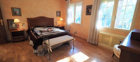 8 bedrooms Villa in Elche, Spain No. 2562 25