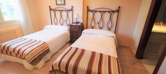 8 bedrooms Villa in Elche, Spain No. 2562 21