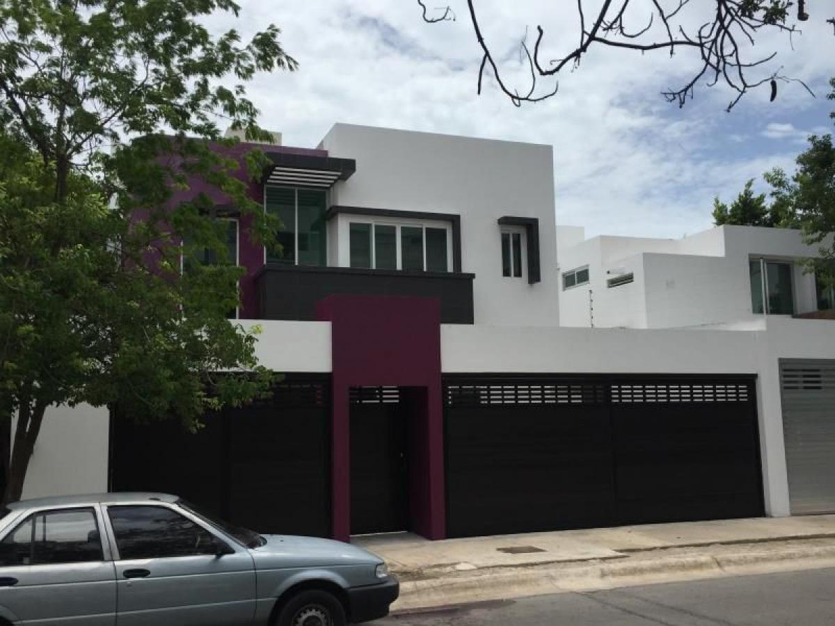 Дом с 4 спальнями в Мехико, Мексика № 146284