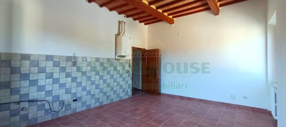 2 Schlafzimmer Wohnung in Castelfiorentino, Italy, Nr. 303627 8