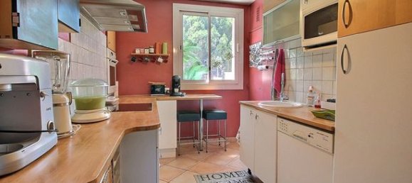 3 Schlafzimmer Wohnung in Avignon, France, Nr. 287880 4