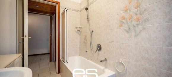 3 rooms Apartment in Besana in Brianza, Italy No. 225619 34