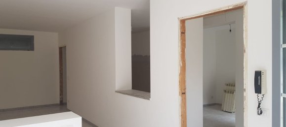 4 rooms Apartment in Aprilia, Italy No. 13586 15