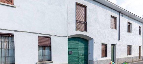 Apartamento de 2 divisões em Carate Brianza, Italy N.º 21015 3