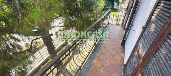 4غرفة فيلا في Tradate, Italy رقم 312009 22