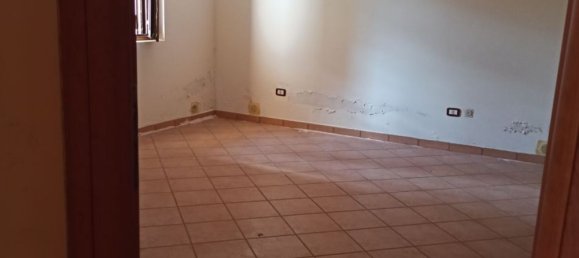 3 rooms Apartment in Sirignano, Italy No. 98562 10