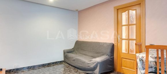 3 Schlafzimmer Wohnung in Sant Marti, Spain, Nr. 145036 10